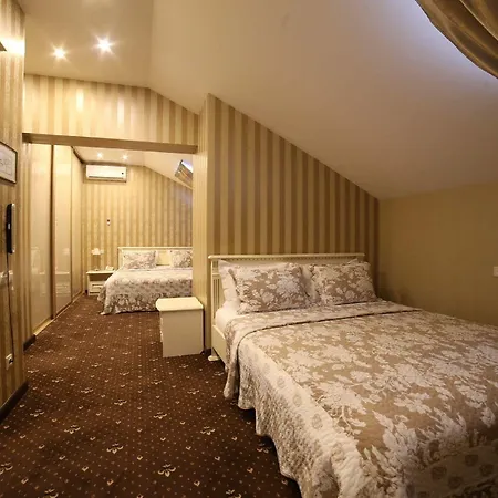 Vintage Hotel