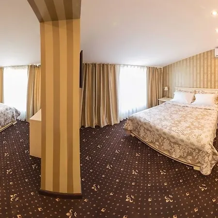 Vintage Hotel 3*