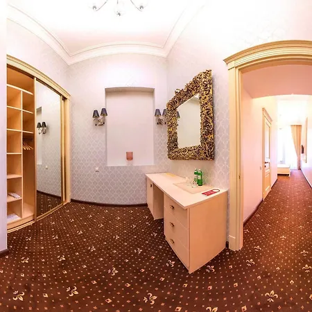 Vintage 3* Odessa
